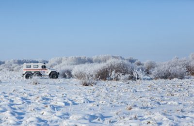 Дальнобойщика на 40-градусном морозе спасли в Новосибирской области