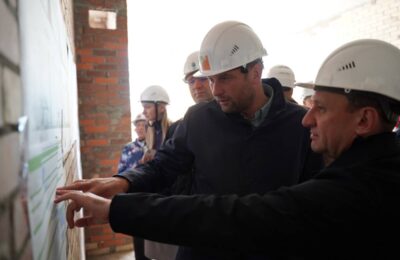 В Новосибирске по программе «Единой России» возводят новую поликлинику