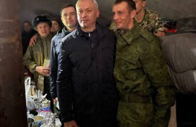 Андрей Травников посетил пункт мобилизации в Академгородке