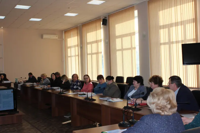 Представители 9 районов приняли участие в заседании круглого стола в Куйбышеве