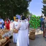 В Кыштовке на «Центральной аллее» РДК прошёл фольклорный праздник «Три Спаса – три запаса»