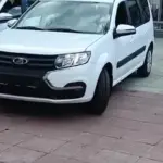 В регионе накануне дня знаний многодетным семьям торжественно вручили ключи от 27 автомобилей