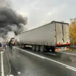 В Барабинском районе столкнулись три фуры и ГАЗель