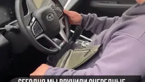 В Новосибирской области ветеранам СВО вручили специальные автомобили с ручным управлением