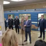 В Новосибирском метрополитене запущен поезд, посвящённый финансовой грамотности