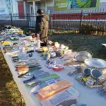 В Кыштовке на стадионе «Кедр» проходит торгово-розничная осенняя ярмарка