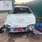 В Кыштовке водитель на автомобиле ВАЗ въехал в жилой дом