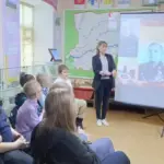 Урок патриотизма для учащихся школы провели сотрудники Кыштовского музея