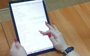 В Новосибирской области появился «Цифровой куратор семьи»: соцслужбы перешли на умные технологии