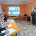 Педагоги дают интервью.