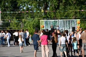 Район озарила энергия молодости